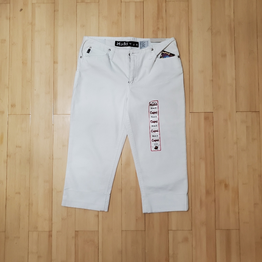 Mudd Capris